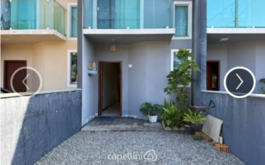 Geminado no centro de Balneário Barra do Sul